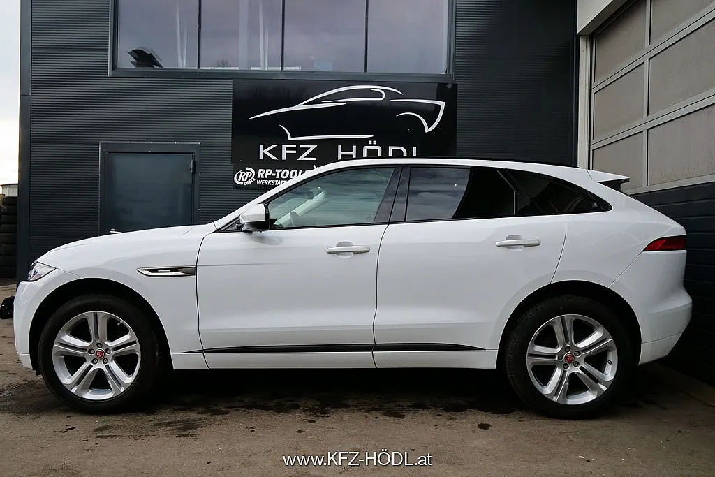 Jaguar F-Pace 30d AWD R-Sport Aut. Image 6