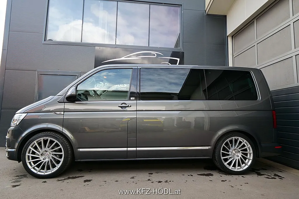 Volkswagen Multivan Generation Six 2,0 TDI BMT Image 6