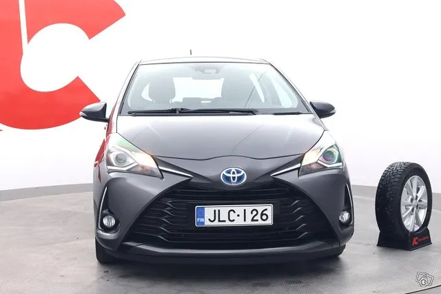 Toyota Yaris 1,5 Hybrid Active 5ov - / Webasto / 1-Omistaja  Image 8