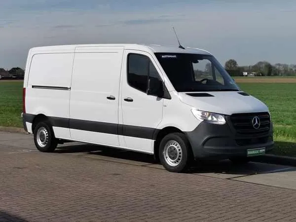 Mercedes-Benz Sprinter 211 L2H1 Lang Airco AUT Image 4